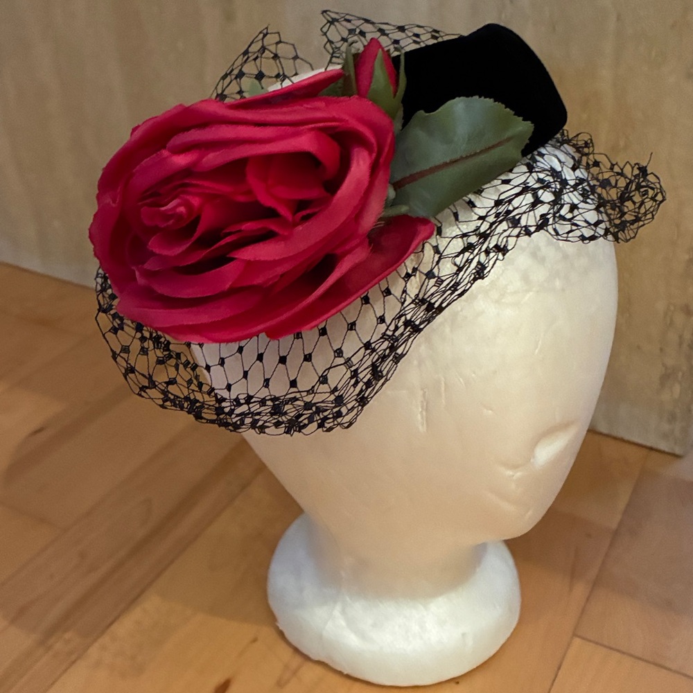 Vintage Fascinator Hat Velvet with Red Rose and Netting